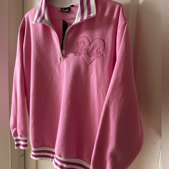Barbie Valentines Day sweatshirt collegiate Zip style lg or XL avail unisex NWT - Picture 3 of 15